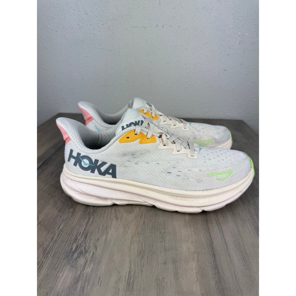 HOKA Clifton 9 Vanilla Astral Running Sneakers Cream Neon Highlights